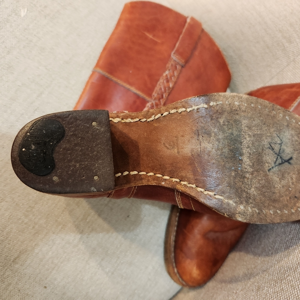 Cowboy boots - Picture 4 of 5